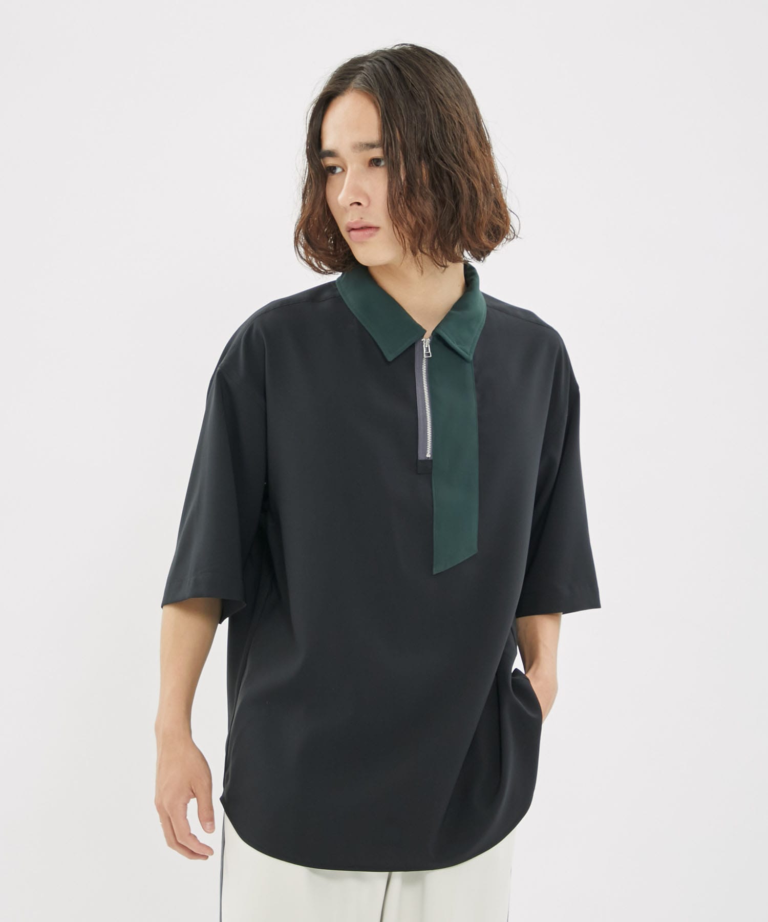 Reflaxデザインハーフジップシャツ